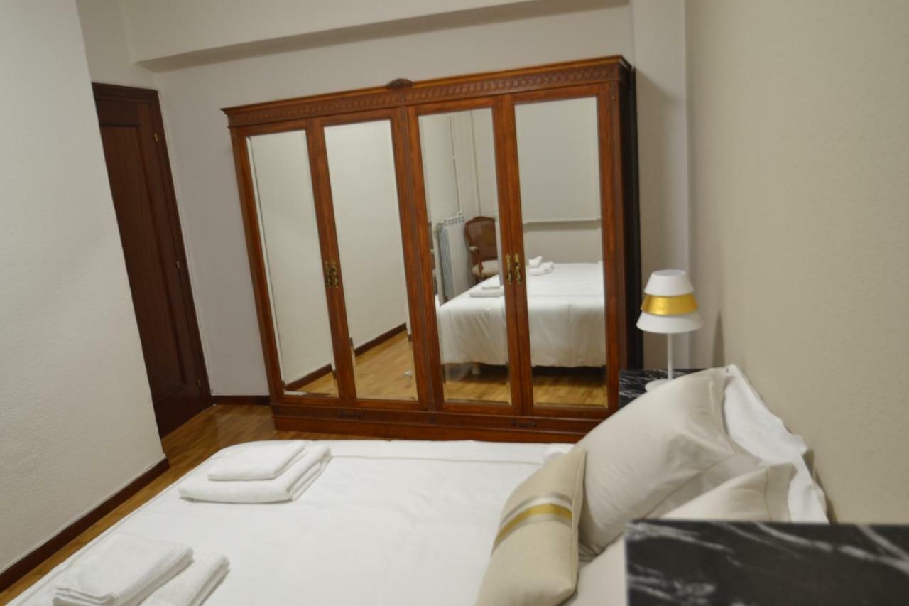 Jv40 Turismo Appartement Logroño Buitenkant foto