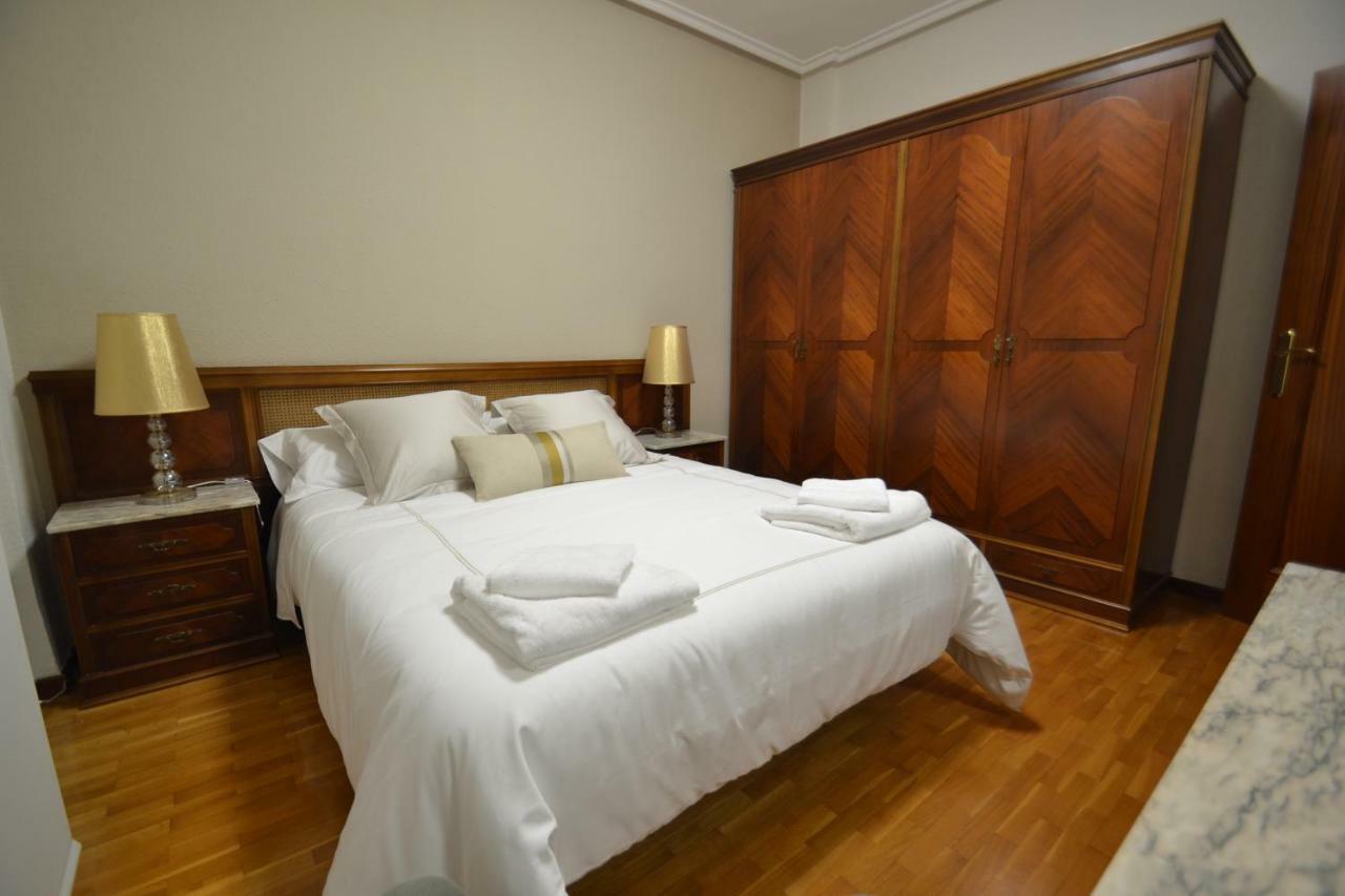 Jv40 Turismo Appartement Logroño Buitenkant foto