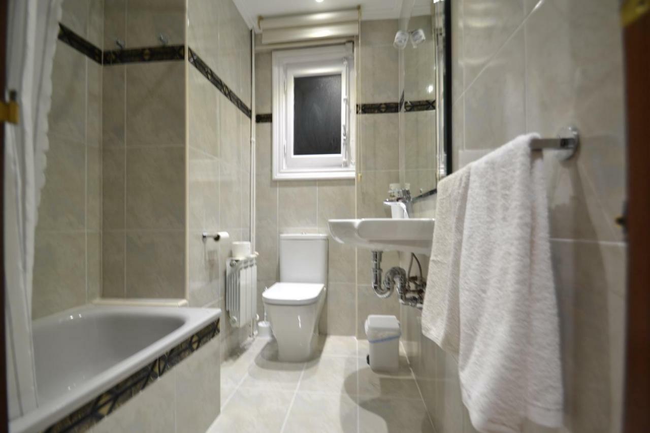 Jv40 Turismo Appartement Logroño Buitenkant foto
